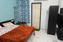 HOTEL M.B AND GANGAUR GUEST HOUSE, Jaipur HOTEL M.B AND GANGAUR GUEST HOUSE, Jaipur