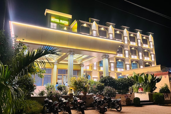 Hotel Parth