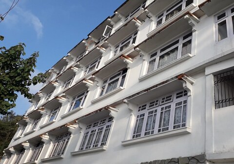 HOTEL TAKTSHANG DARJEELING