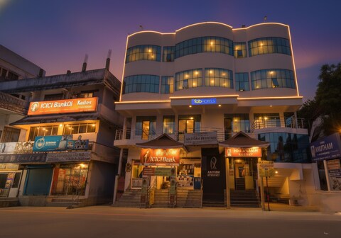 FabHotel Amutham Residency