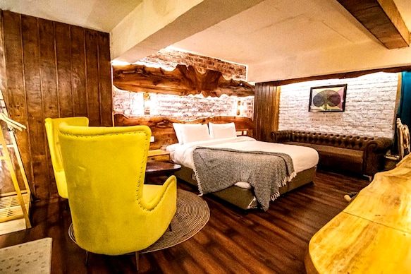 Heart of Landour (Panchtatva Rooms)