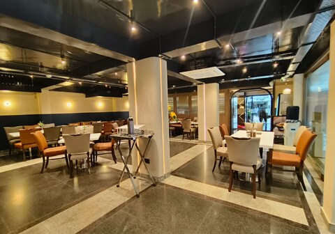 HOTEL SUDESH TOWER