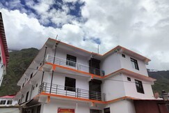 The Shloka Badrinath By StayApart, Badrinath The Shloka Badrinath By StayApart, Badrinath