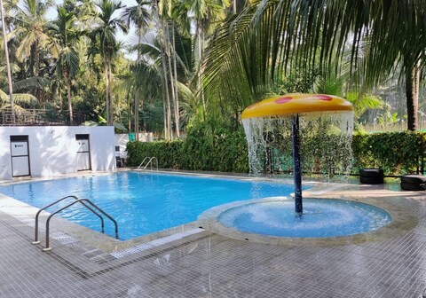 Shreyas Residency