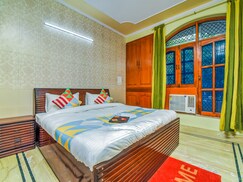 OYO Home 23181 Elegant 3BHK,Airport Zone, Delhi OYO Home 23181 Elegant 3BHK,Airport Zone, Delhi