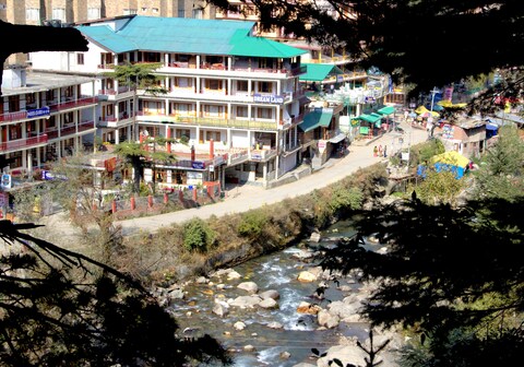Hotel Dream Land - River Side