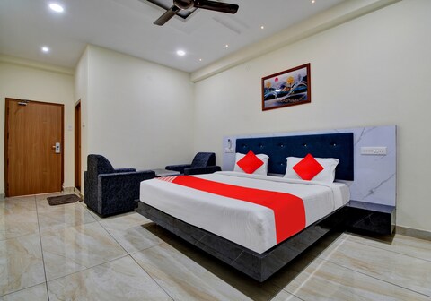 OYO Flagship Hotel Elite Park Inn