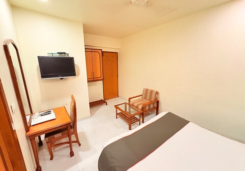 Hotel Vice President