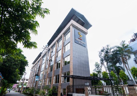 Central Courtyard Boutique Resort