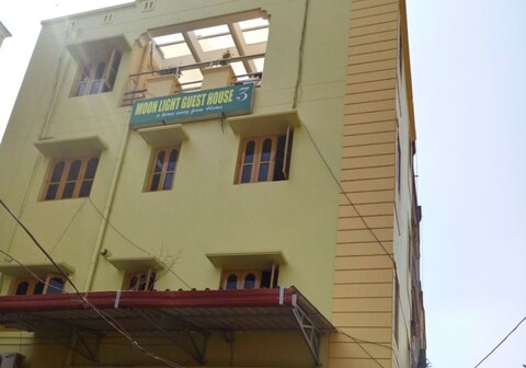 Moon Light Guest House 3