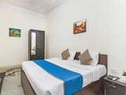 OYO 15080 Aman Inn Guest House, Delhi OYO 15080 Aman Inn Guest House, Delhi