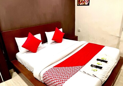 Hotel O C Yaduvanshi Inn