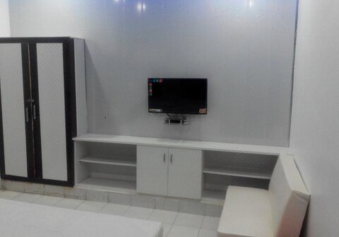 Bhawna Hotel