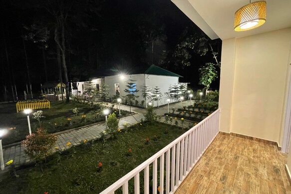 Jaldapara Forest Tourist Lodge
