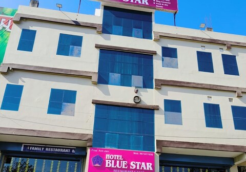 HOTELBLUESTAR TONK