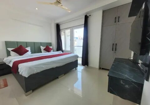 FabHotel Lochav Residency