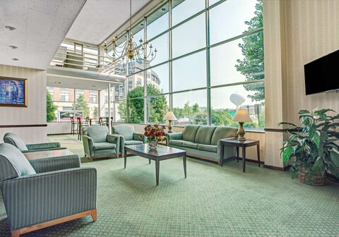 Days Inn by Wyndham Arlington/Washington DC