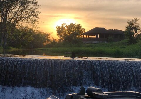 HAMPI'S WHISKERS RESORT