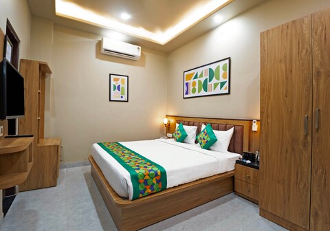 Treebo Fort Mountview