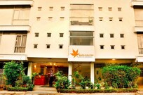 Maple Suites Deluxe Suite, Bangalore Maple Suites Deluxe Suite, Bangalore