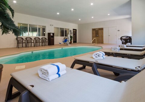 Best Western Oasis Inn