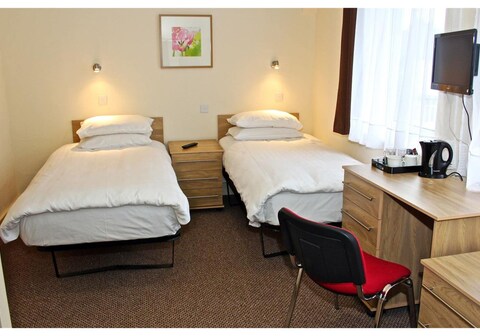 Central Hotel Golders Green