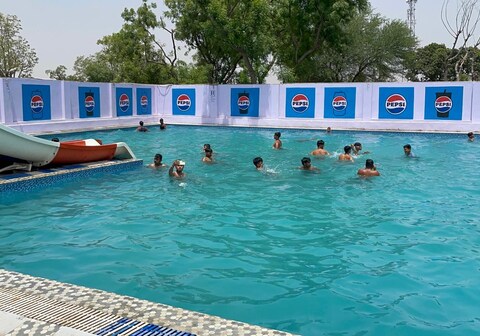 Lotus Highway King Restaurent And Hotel