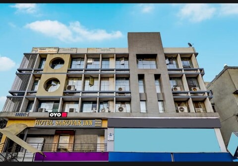 Hotel Sarovar Inn CG Road