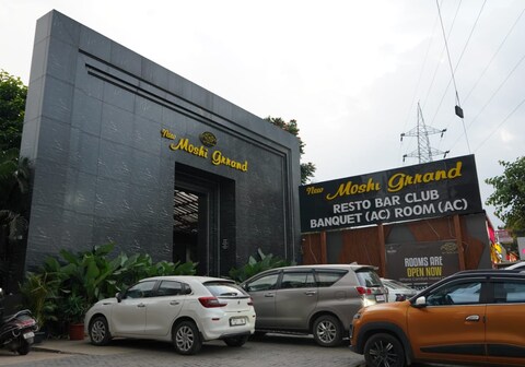 Hotel New Moshi Grrand