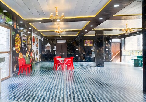 Hotel O Sunshine Resort & Restaurant