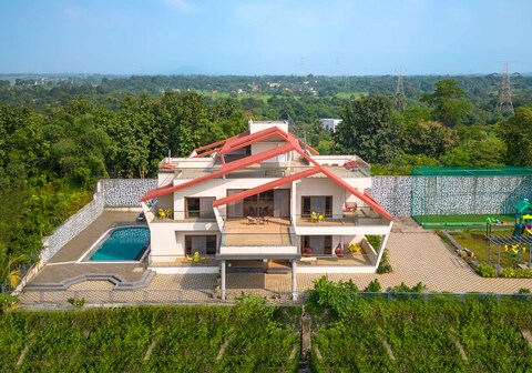 StayVista at Amorist Villa