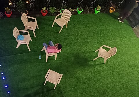 Peaks and pines homestay