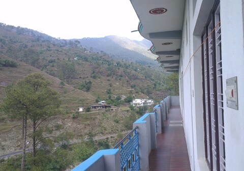 Hotel Garhwal Palace