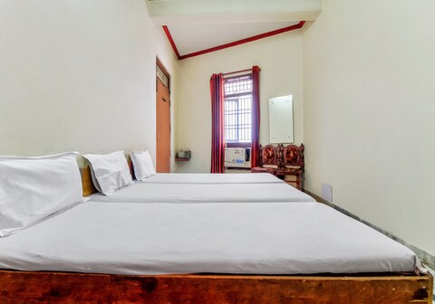 SPOT ON Hotel Sitaram Palace