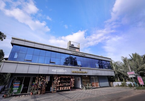 Winter Gates Residency