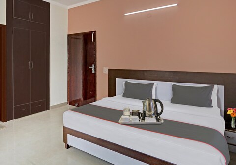 Hotel O B.S Residency