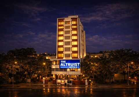 The Altruist Andheri Hotel