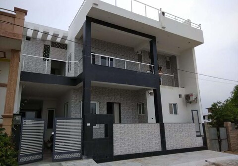 Shree Home Stay