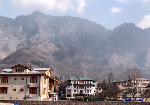 City Hills Resort ( A Boutique Hotel)