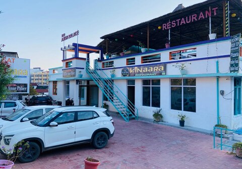 LB The Amar Palace