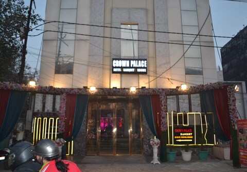 Hotel Crown Palace