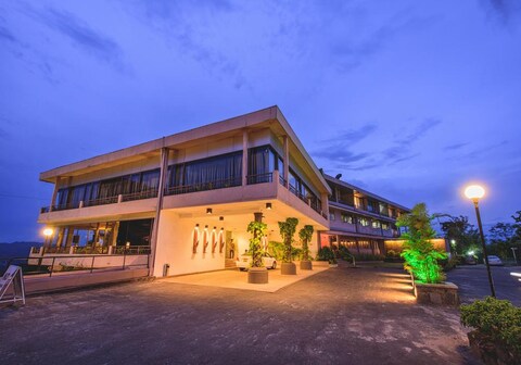 Tourmaline Hotel Kandy Level 1 Safe & Secure