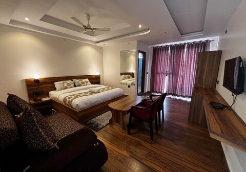 SUMERU HOTEL AND RESORT