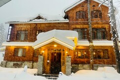 Shaw Inn by Stay Pattern - Gulmarg, Srinagar Shaw Inn by Stay Pattern - Gulmarg, Srinagar