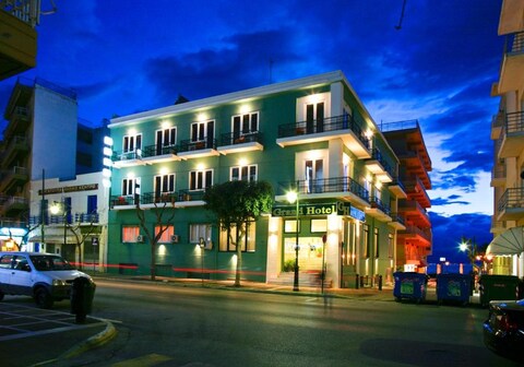 Grand Hotel Loutraki