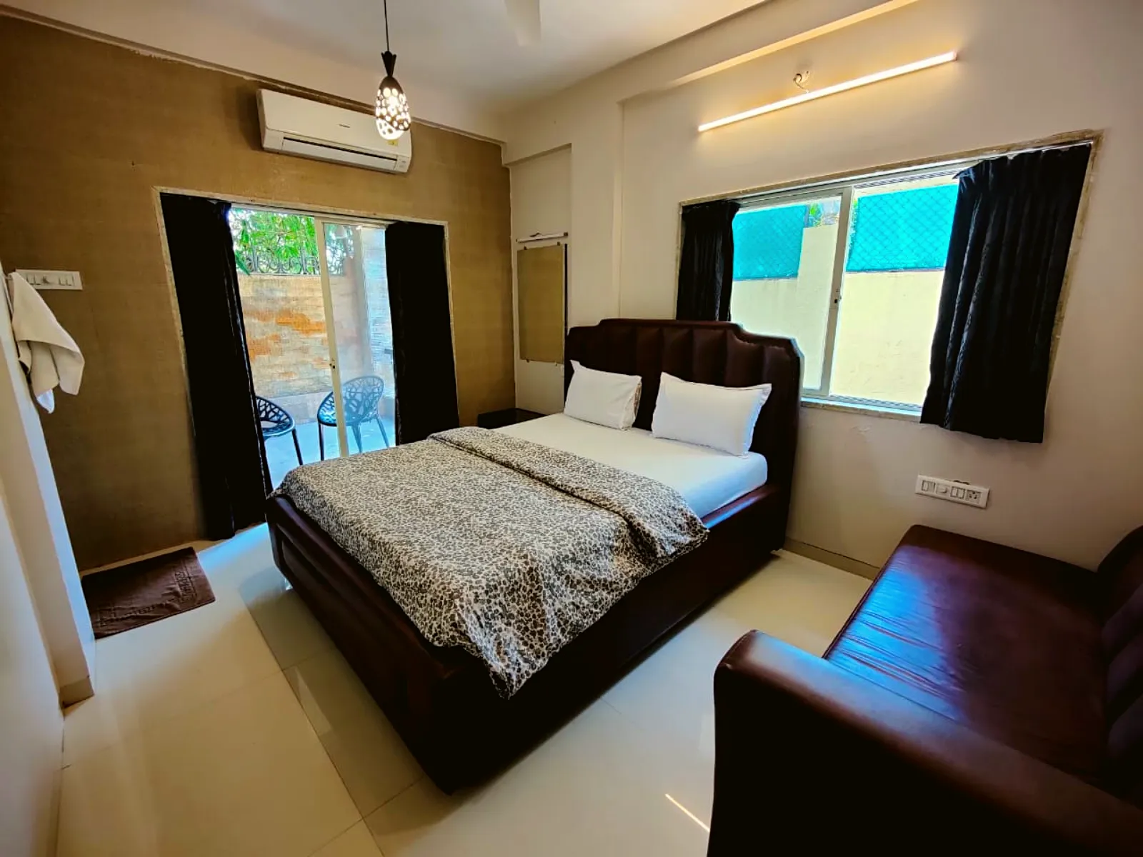 Aashiyaanaa Villa-Classic Premium-4 BHK Luxury Villa with private pool, Lonavala Aashiyaanaa Villa-Classic Premium-4 BHK Luxury Villa with private pool, Lonavala