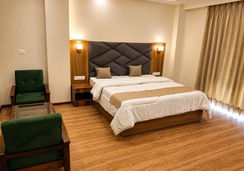 Omya Mountain Retreat Manali