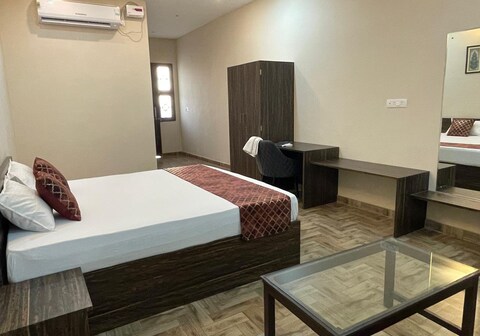 Vistara Courtyard | Garden Views