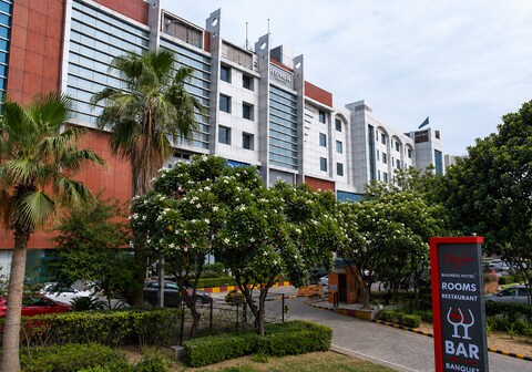 Hotel Hyphen Grand