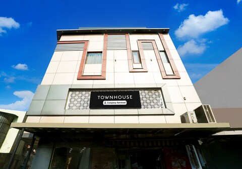 Hotel O by OYO Alpine Inn